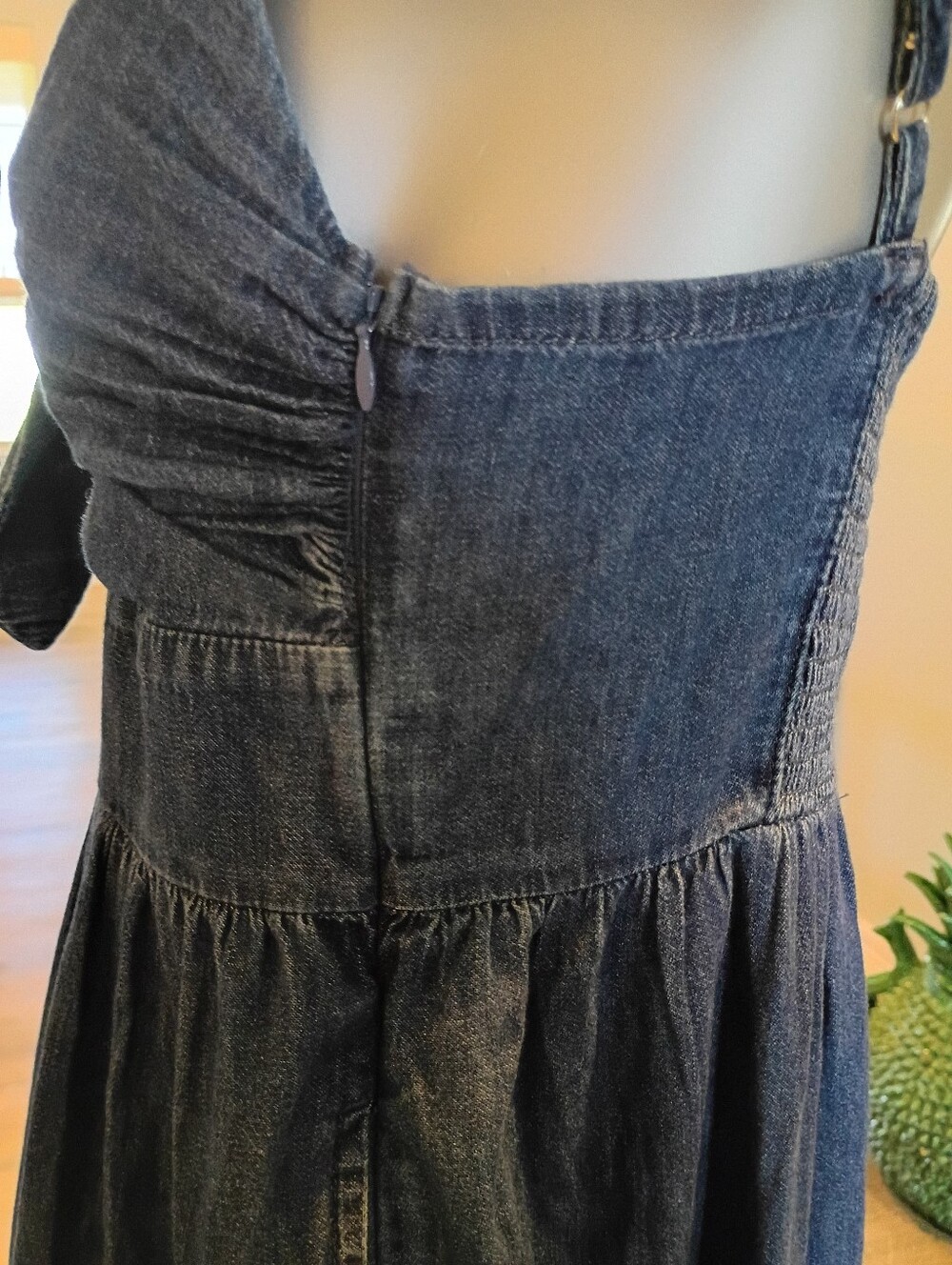 GAP- Tie-Front Spaghetti Strap Tiered Maxi Dress Dark Blue Soft Denim Sz Med/Pet - Picture 3 of 11